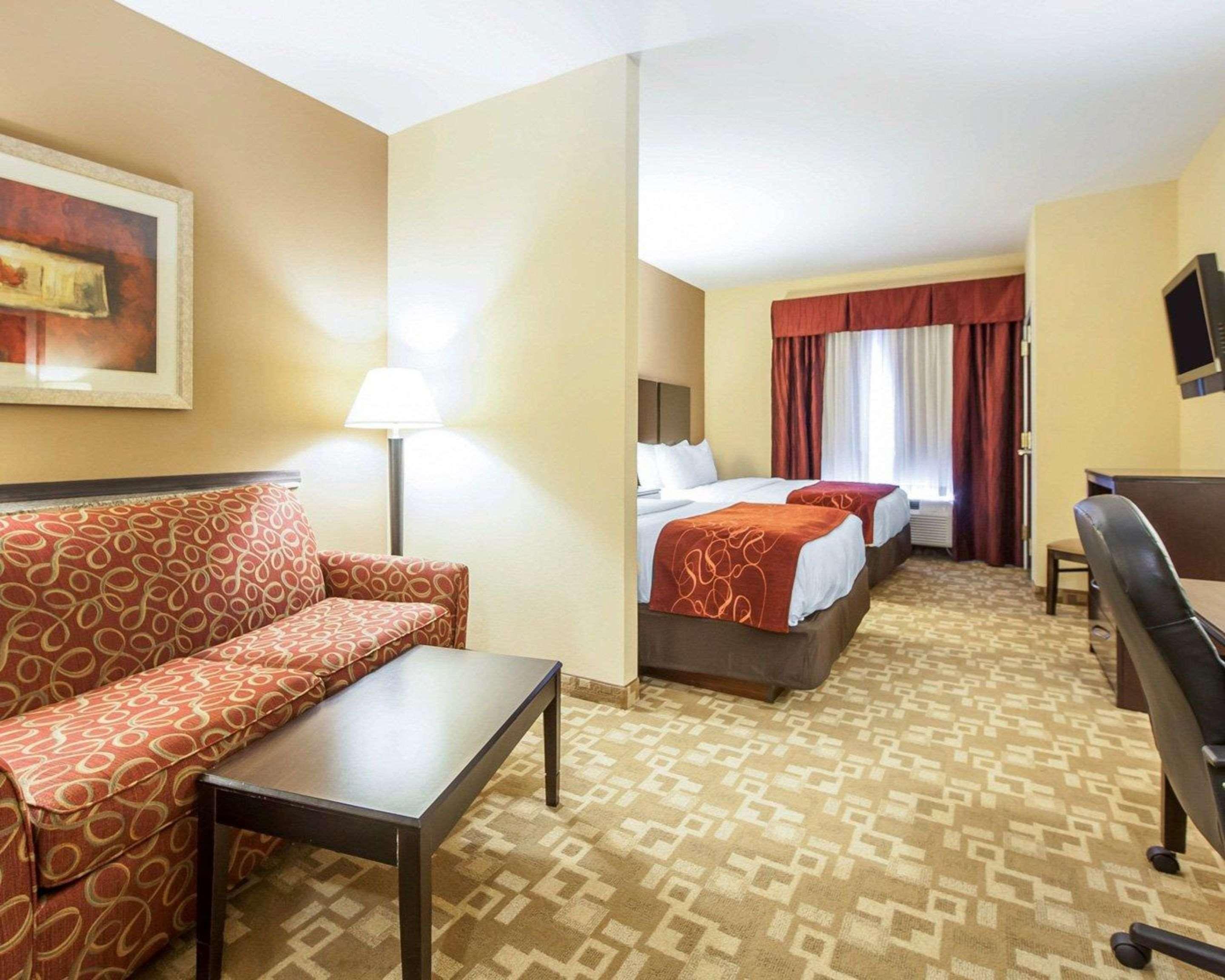 Comfort Suites Рим Екстериор снимка