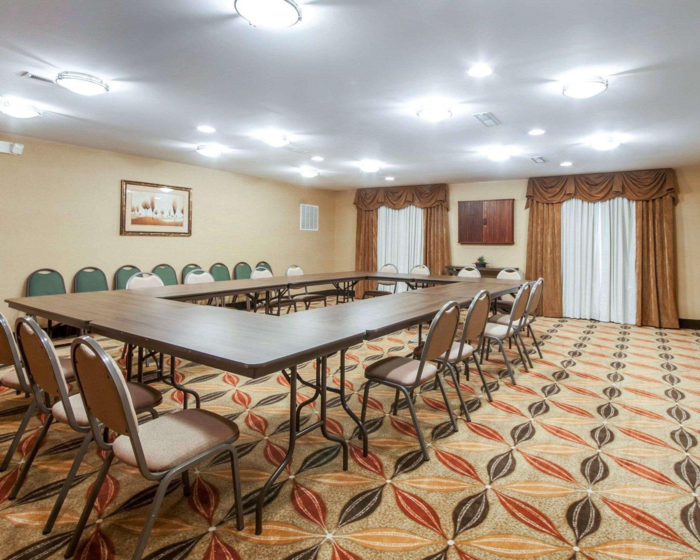 Comfort Suites Рим Екстериор снимка