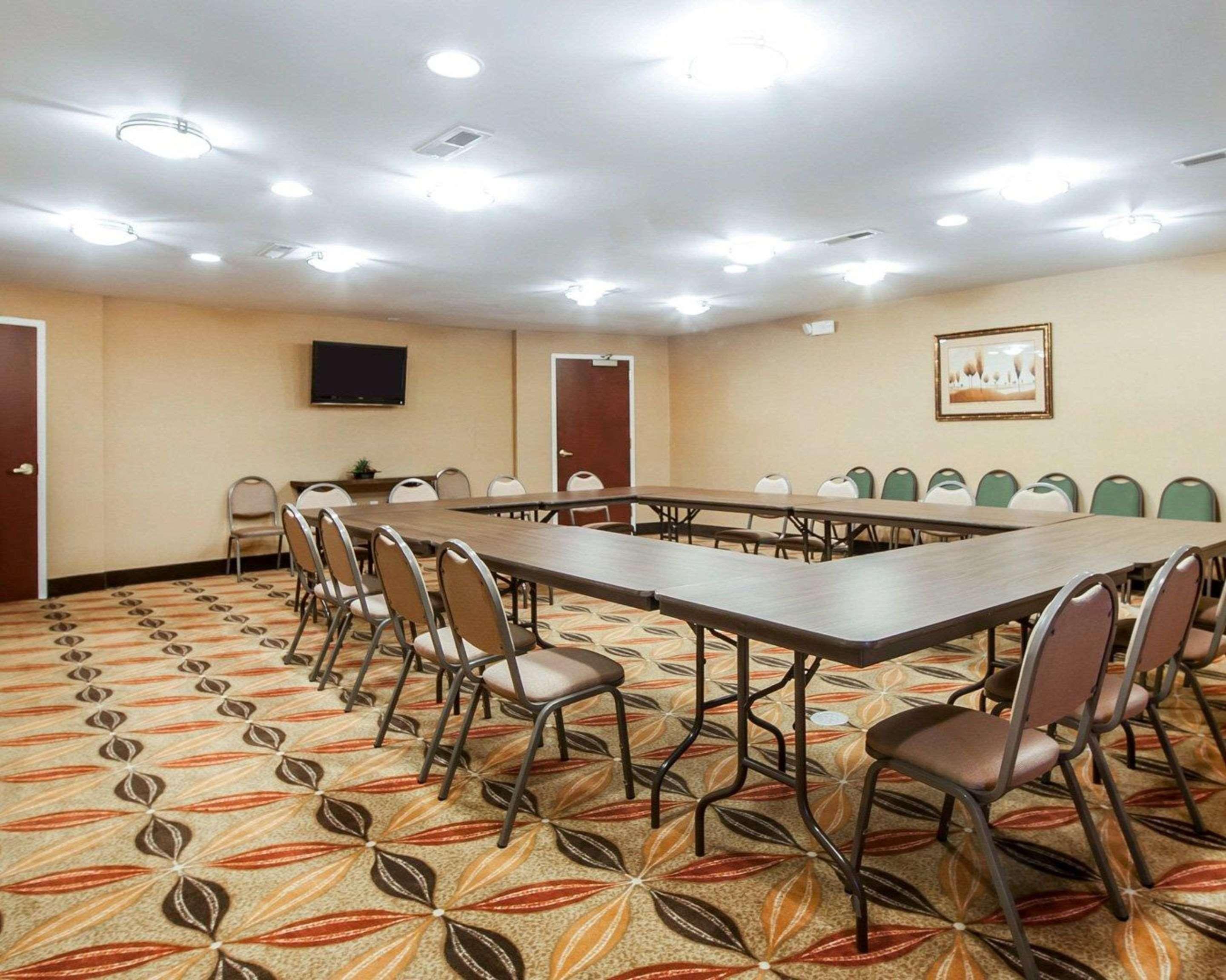 Comfort Suites Рим Екстериор снимка