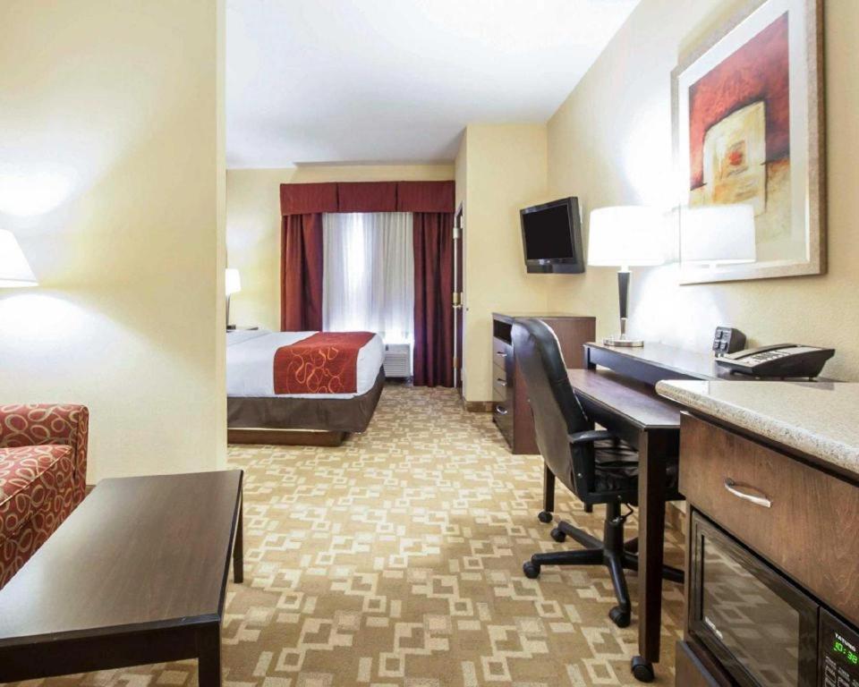 Comfort Suites Рим Екстериор снимка