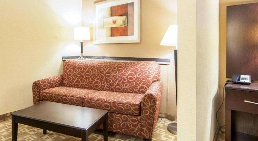 Comfort Suites Рим Екстериор снимка