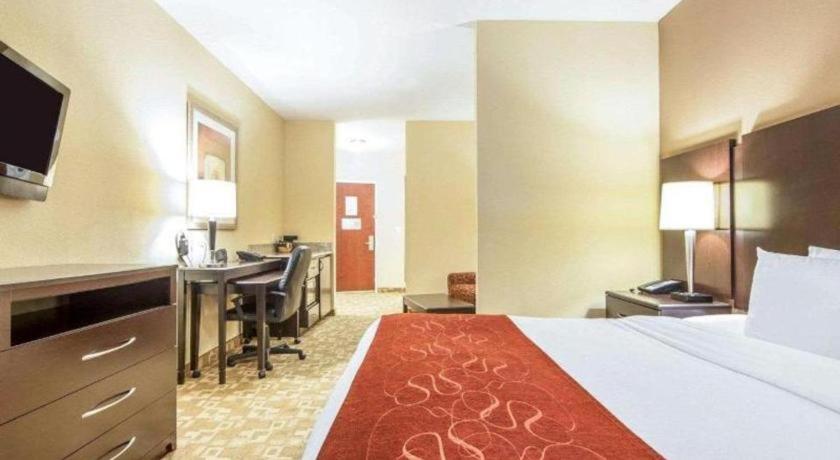 Comfort Suites Рим Екстериор снимка