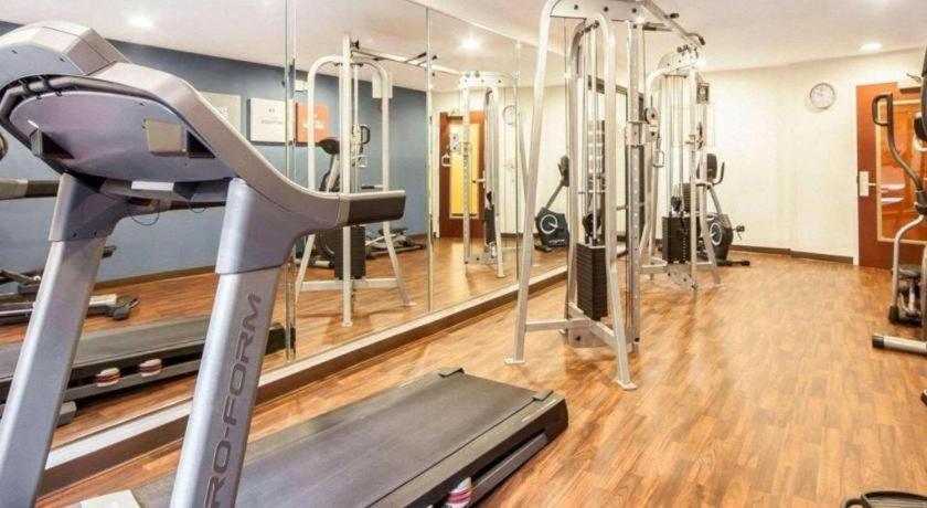 Comfort Suites Рим Екстериор снимка