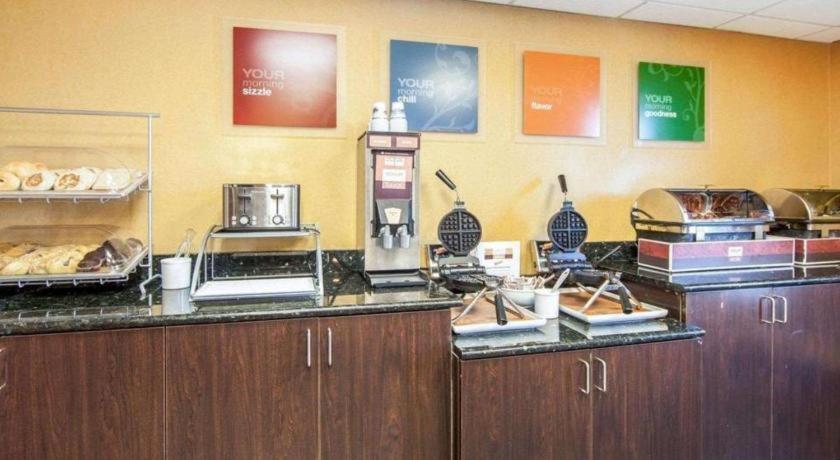 Comfort Suites Рим Екстериор снимка